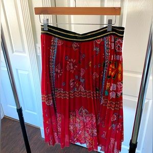 Pleated Double Layer Midi Skirt